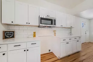 326 Houston St, Ripon, WI 54971 - Photo 6