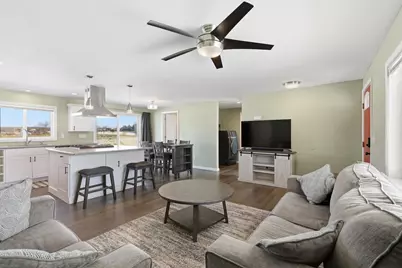 744 Twin Harbor Drive, Winneconne, WI 54986 - Photo 6