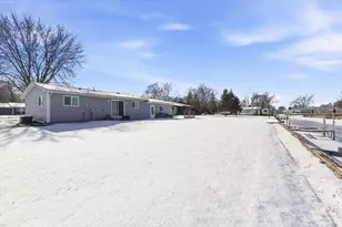 744 Twin Harbor Dr, Winneconne, WI 54986 - Photo 22