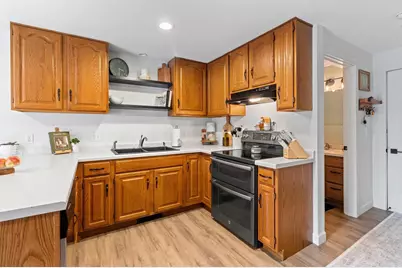 1933 Anita Court, Appleton, WI 54913 - Photo 14