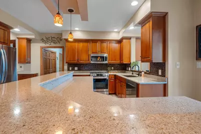 1404 Mahler Boulevard, Neenah, WI 54956 - Photo 12