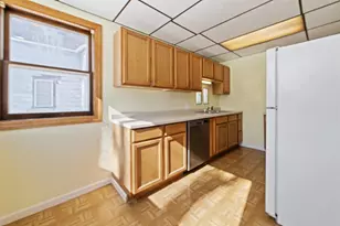 1120 Elizabeth Ave, Marinette, WI 54143 - Photo 6