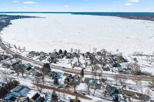 309 S Warrington Ave, Cecil, WI 54111 - Photo 48