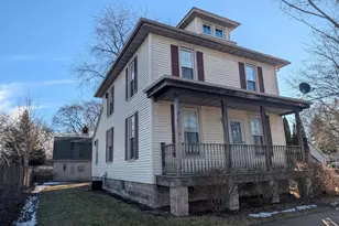 120 Bay St, Oshkosh, WI 54901 - Photo 2