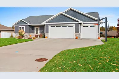 3442 Leeds Castle Drive, Green Bay, WI 54313 - Photo 2