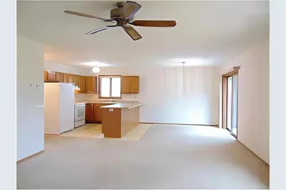 2119 N Cloudview Drive, Appleton, WI 54914 - Photo 4