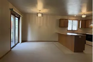 2119 N Cloudview Dr, Appleton, WI 54914 - Photo 10