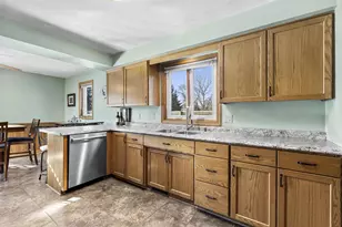 3033 W Hiawatha Dr, Appleton, WI 54914 - Photo 4