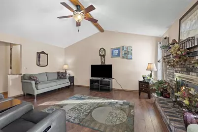 3033 W Hiawatha Drive, Appleton, WI 54914 - Photo 12