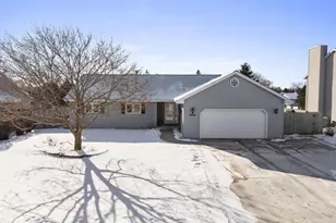 3033 W Hiawatha Dr, Appleton, WI 54914 - Photo 46