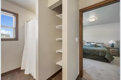 2125 Fox Point Circle, De Pere, WI 54115 - Photo 28