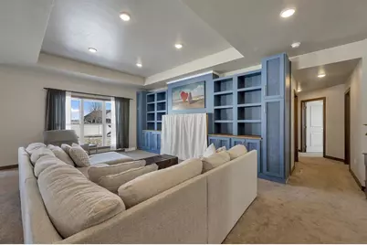 2125 Fox Point Circle, De Pere, WI 54115 - Photo 8