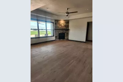 2650 Cornell Avenue, Neenah, WI 54952 - Photo 2