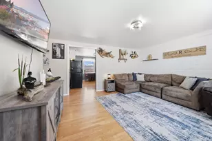 1129 Suburban Dr, De Pere, WI 54115 - Photo 6