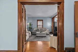 913 N Harriman St, Appleton, WI 54911 - Photo 4