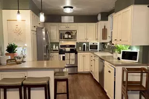 302 E Division St, Fond du Lac, WI 54935 - Photo 2