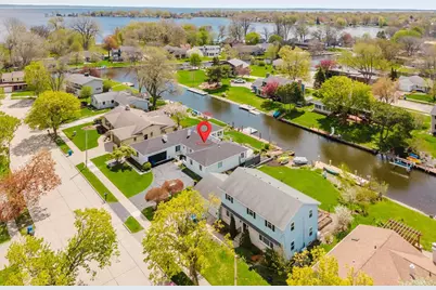 933 Starboard Court, Oshkosh, WI 54901 - Photo 2