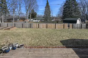 1332 Sunray Ln, Green Bay, WI 54313 - Photo 46