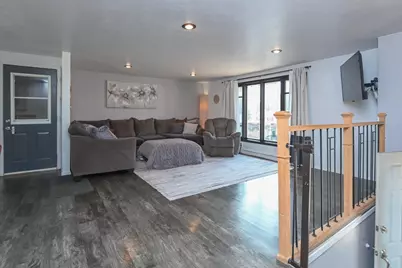 1332 Sunray Lane, Green Bay, WI 54313 - Photo 8