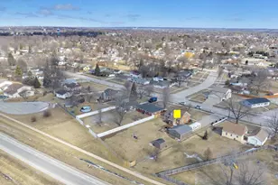 1208 S Erie St, De Pere, WI 54115 - Photo 26