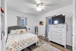 1208 S Erie St, De Pere, WI 54115 - Photo 14