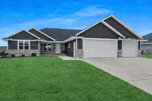 2885 Sussex Rd, Green Bay, WI 54311 - Photo 1