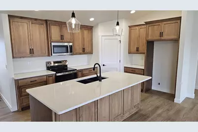 N9208 Homestead Lane, Appleton, WI 54915 - Photo 8