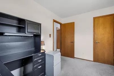 W5684 Firelane 12, Menasha, WI 54952 - Photo 30