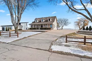 2414 Longtail Beach Ln, Suamico, WI 54173 - Photo 56