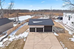 2414 Longtail Beach Ln, Suamico, WI 54173 - Photo 78