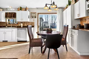 W5981 Woodsedge Ct, Appleton, WI 54915 - Photo 10