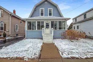 835 Winnebago Ave, Oshkosh, WI 54901 - Photo 1