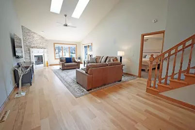 1064 Coronado Court, Hobart, WI 54155 - Photo 6