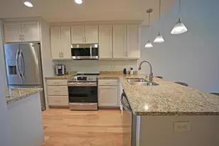 1064 Coronado Ct, Hobart, WI 54155 - Photo 4