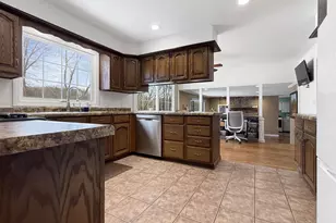 N570 W Fairland Cir, Menominee, MI 49858 - Photo 14