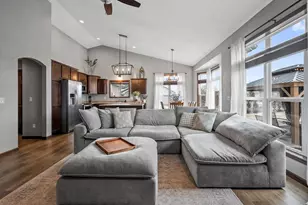 1823 Nation Ct, Neenah, WI 54956 - Photo 6