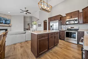 1823 Nation Ct, Neenah, WI 54956 - Photo 12