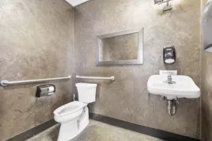 N2185 Sleepy Hollow Rd, Kewaunee, WI 54216 - Photo 14