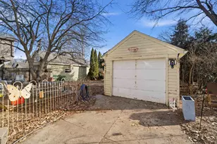 1019 W Oklahoma St, Appleton, WI 54914 - Photo 26