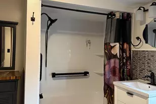 1727 S Lawe St, Appleton, WI 54915 - Photo 16