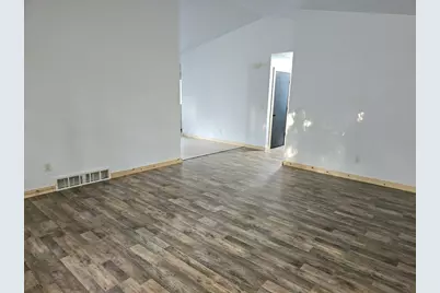1906 Mitchell Street, Oshkosh, WI 54901 - Photo 16