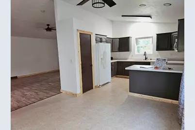 1906 Mitchell Street, Oshkosh, WI 54901 - Photo 8