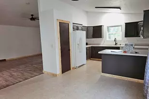 1906 Mitchell St, Oshkosh, WI 54901 - Photo 8
