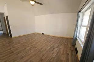 1906 Mitchell St, Oshkosh, WI 54901 - Photo 6