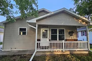 1906 Mitchell St, Oshkosh, WI 54901 - Photo 1