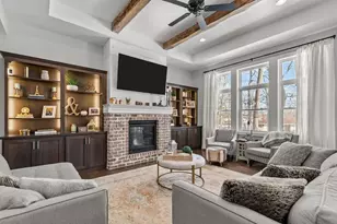 1143 Ava Ct, Neenah, WI 54956 - Photo 2