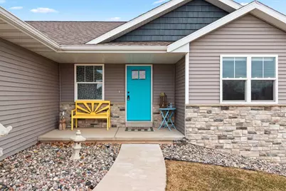 3164 Howard View Lane, Green Bay, WI 54313 - Photo 4