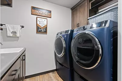 3164 Howard View Lane, Green Bay, WI 54313 - Photo 22