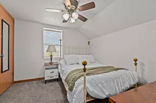 207 W Forest Ave, Neenah, WI 54956 - Photo 26