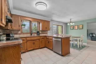 3329 S Bob-O-Link Ln, Appleton, WI 54915 - Photo 6